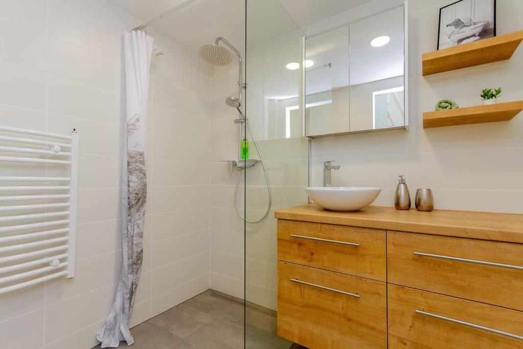 Apartmento Albero Di Acacia By Nw Будапеща Екстериор снимка