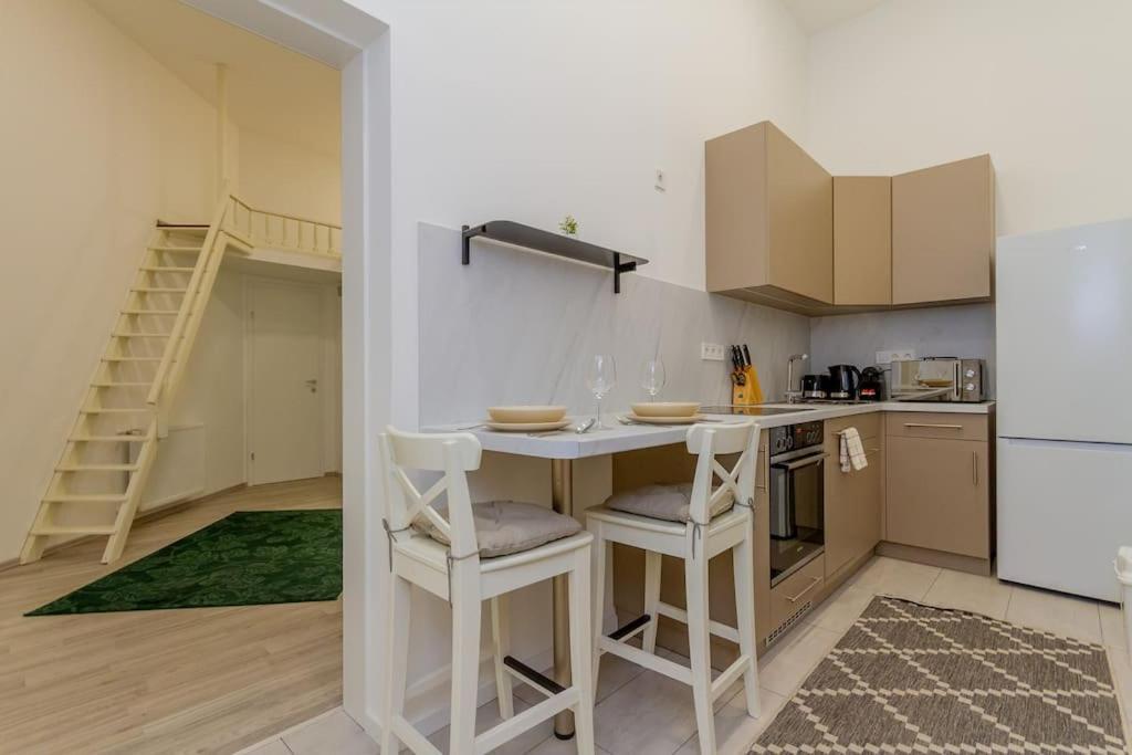 Apartmento Albero Di Acacia By Nw Будапеща Екстериор снимка